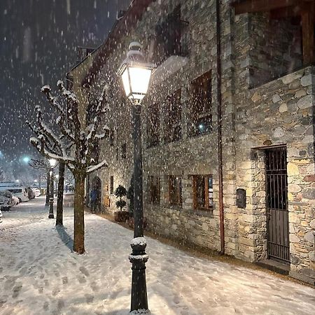 Apartamentos Nogueret Benasque Esterno foto
