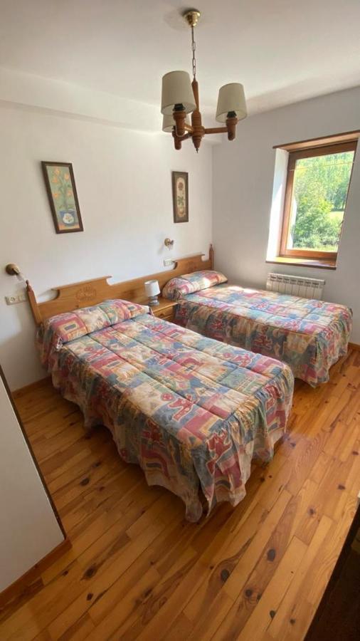 Apartamentos Nogueret Benasque Esterno foto